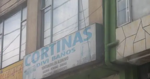 CORTINAS DIVI BANOS CORTINAS DIVI BANOS